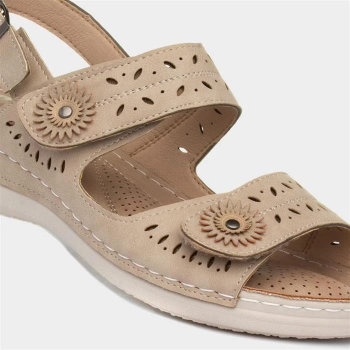 Cushion Walk Meryl Womens Beige Sandal 6 Cushion Walk Meryl Womens Beige Sandal - Image 4