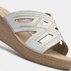 Comfy Steps Guadeloupe Womens Beige Sandal -UK Shoe Sales Store 193059 2 L05.20230410000216