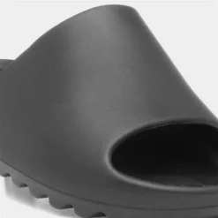 Truffle Womens Black Chunky Slider 10 Truffle Womens Black Chunky Slider -UK Shoe Sales Store 199195 2 L05.20220921000619