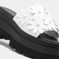 Heart Swag01 Womens White Flower Sandal -UK Shoe Sales Store 199697 2 L05.20230503000224